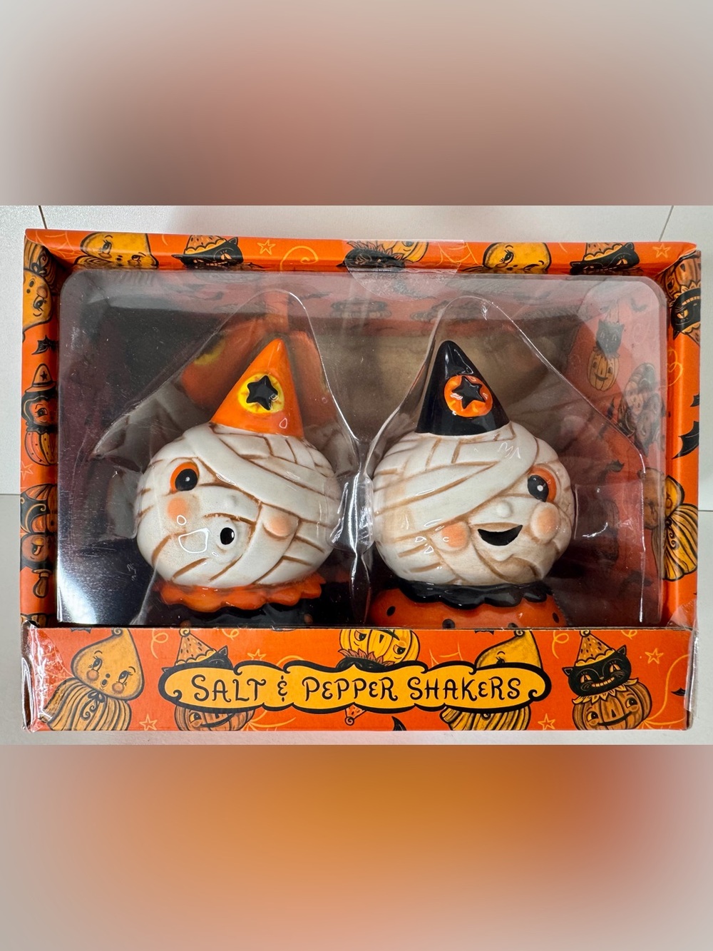 Johanna Parker Halloween Mummy Salt & Pepper Shakers - Orange & Black NIB